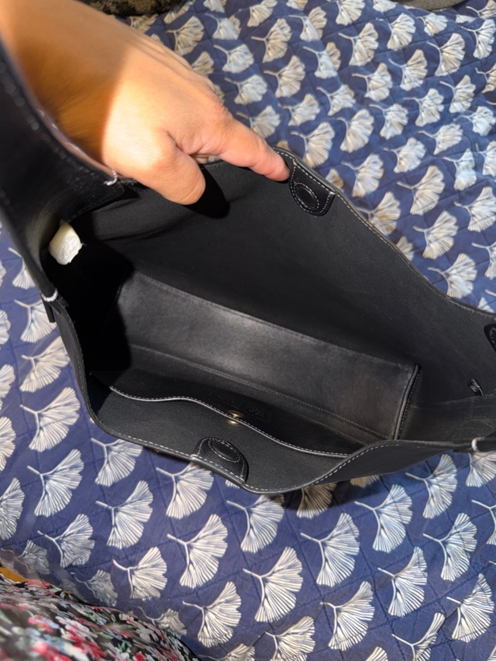 Coach Brooklyn 34 in Black Leather - Picture 5 of 8